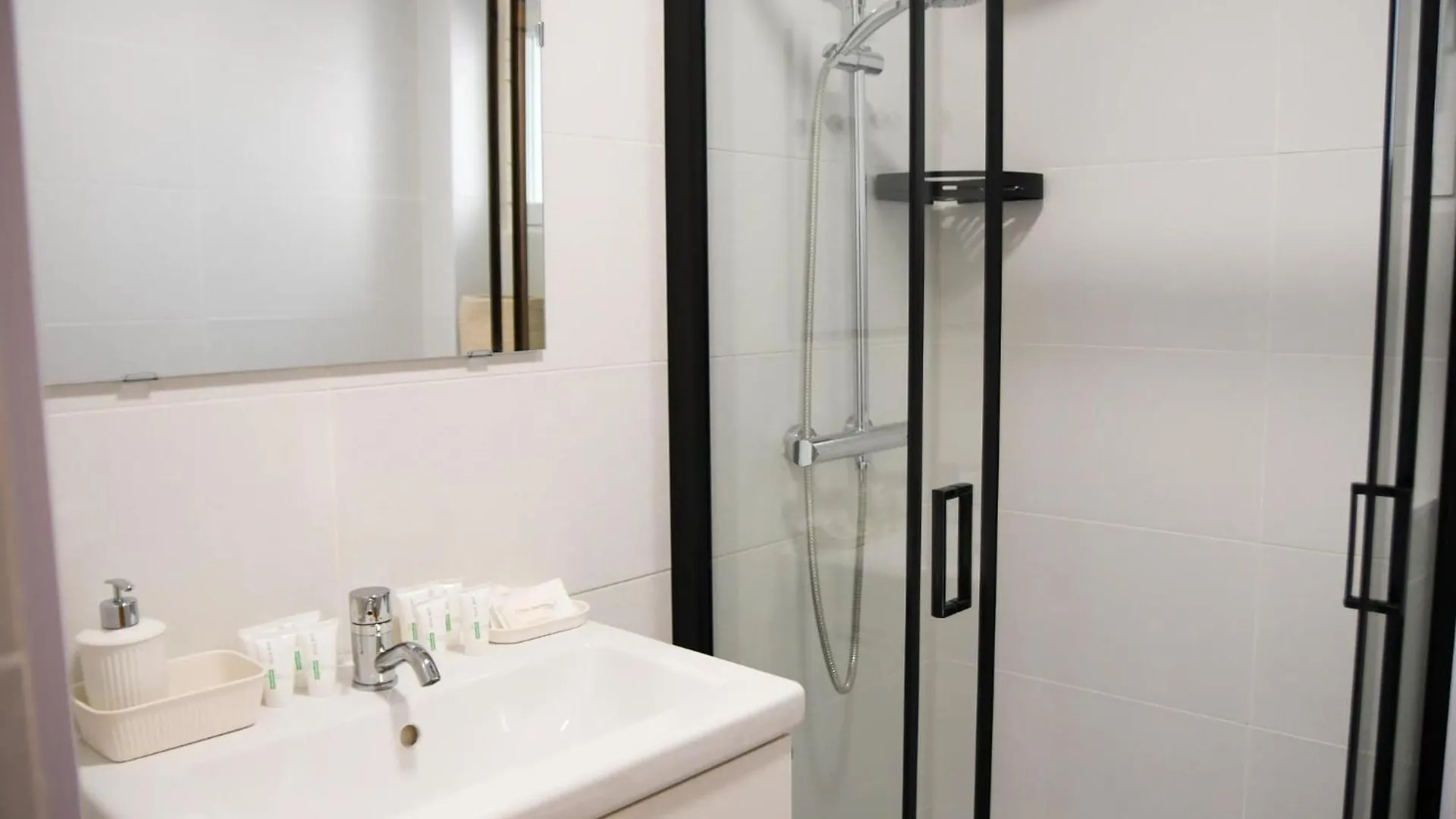 A 5 Min Del Aeropuerto E Ifema Apartment Madrid